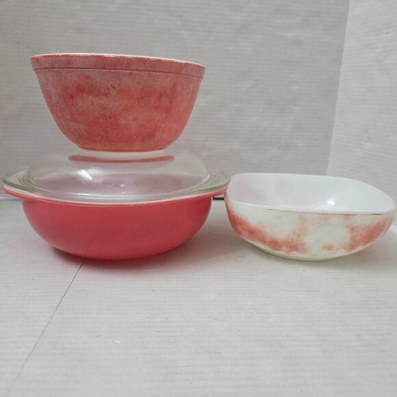 3 Vintage Pyrex Dish Set Pink White Glass 1.5 Quart 515B, 402 + 2qt W Lid 024 - Picture 11 of 15